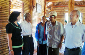 中央民运委员会对永久县富里社民族情况和民族工作进行考察