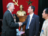 UK Ambassador to Vietnam visits Dongnai province
