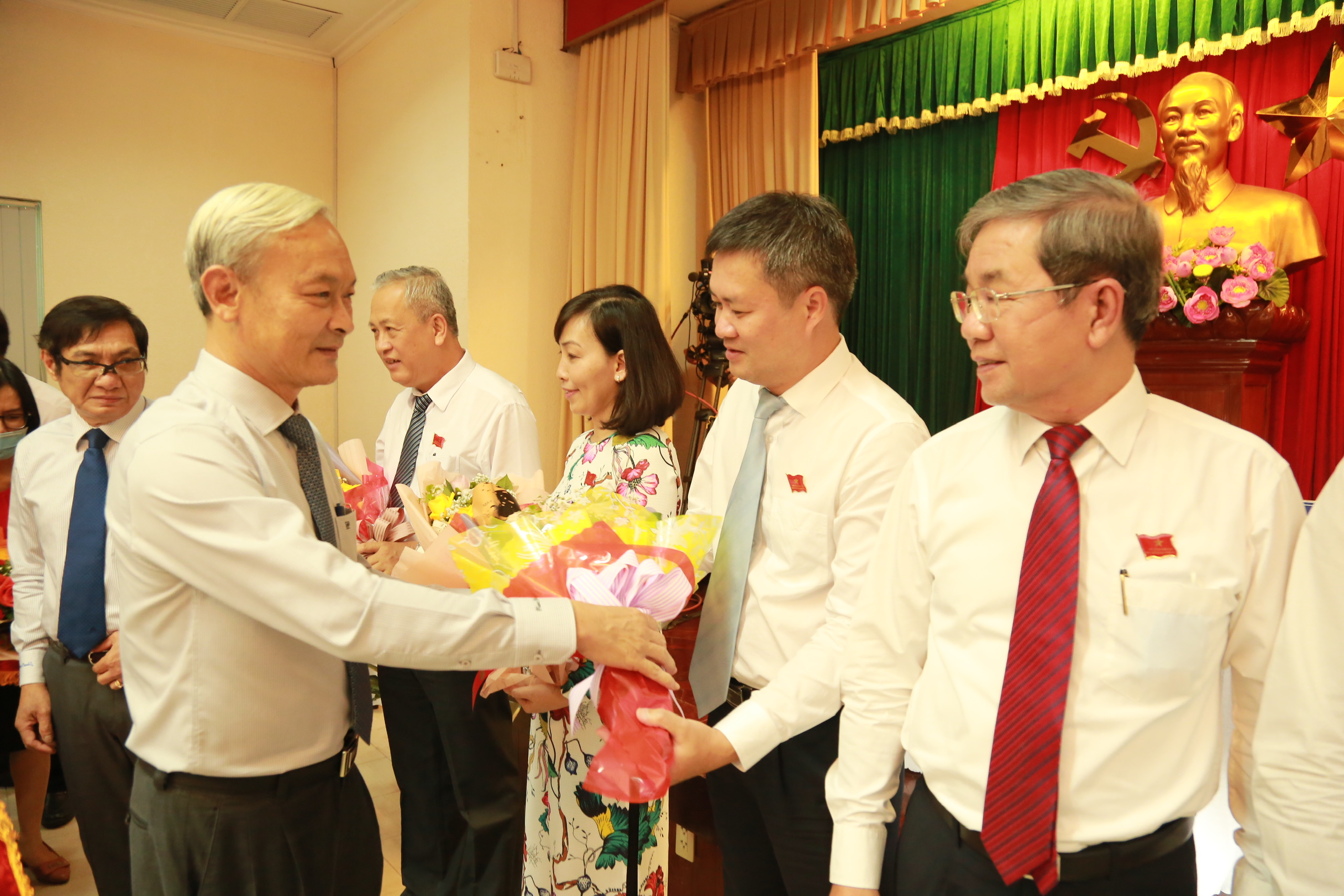 anh-2-04-12-2020-h.jpg