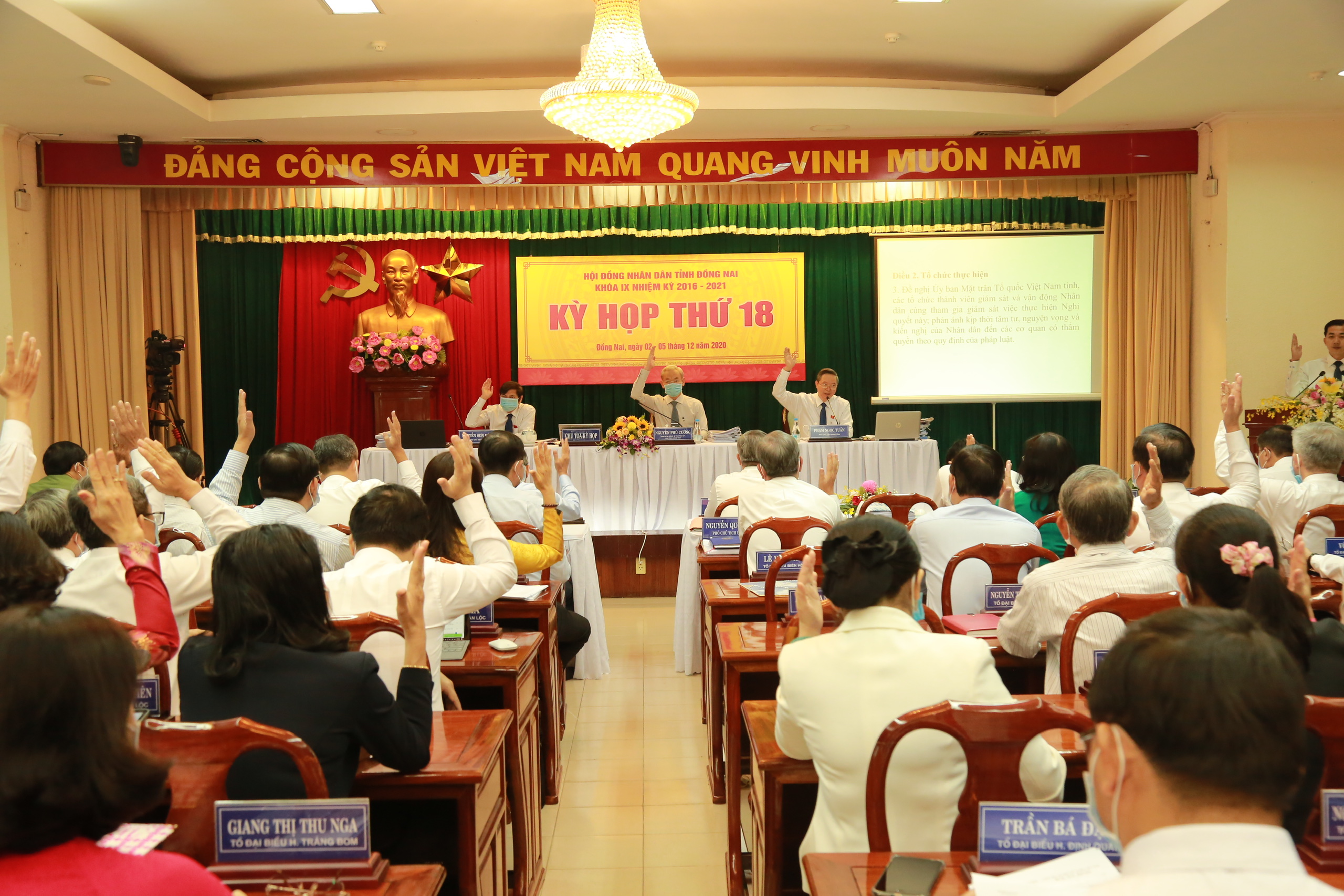 anh-4-04-12-2020-h.jpg