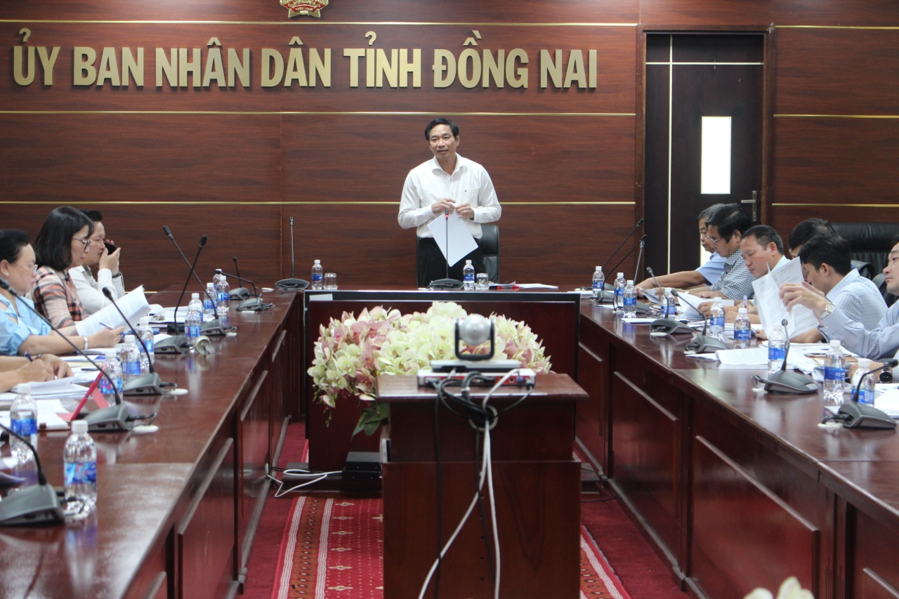 2.4-H1 Tin họp.jpg