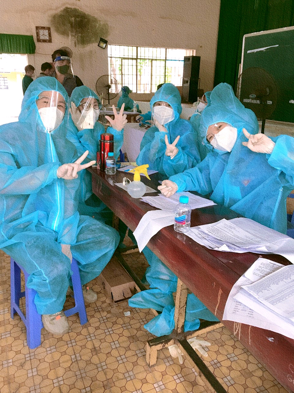 9.2-25-8-2021-tan- Hinh b Tình nguyện viên, đoàn viên thanh niên.jpg