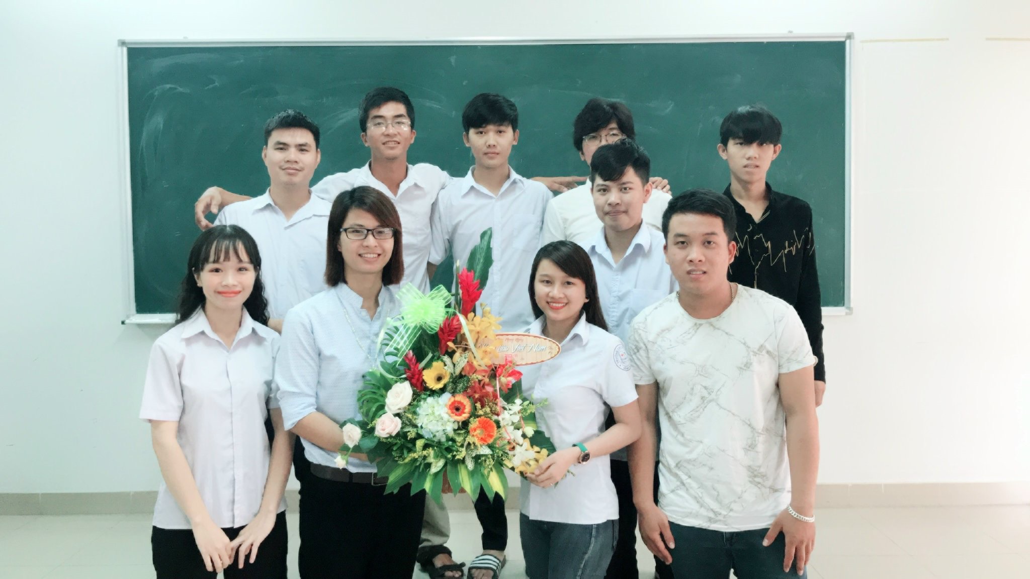 fdd562f3d2061e584717 (1).jpg
