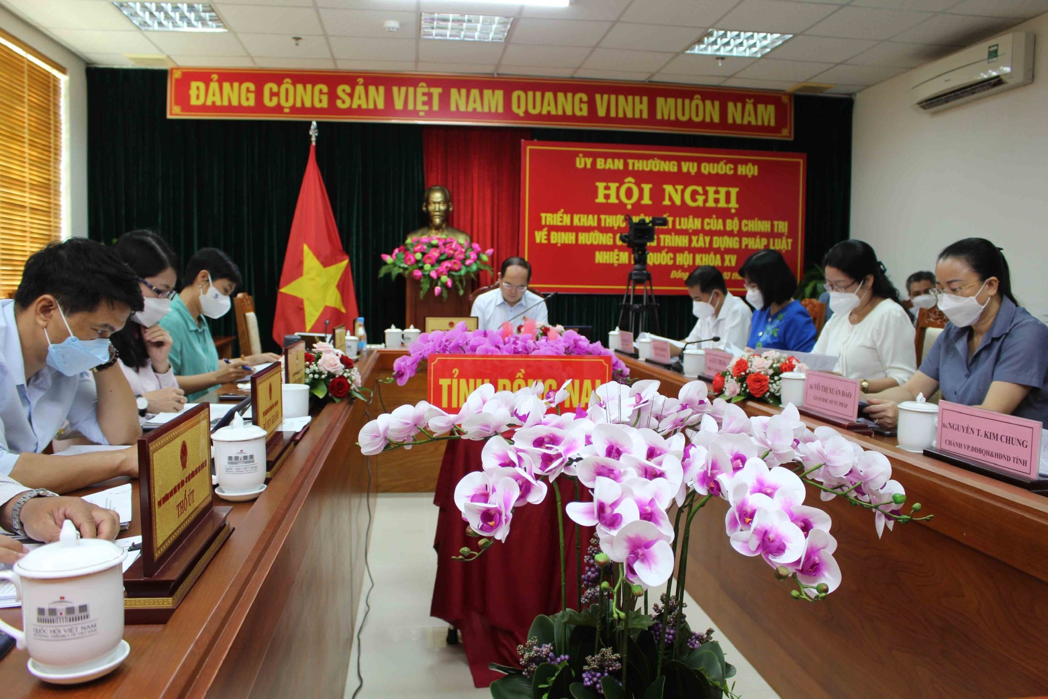 21-3 Hoàn thiện đồng bộ, có chất lượng hệ thống pháp luật.jpg