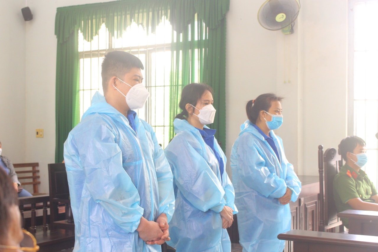 1-4 Bảo kê chợ tự phát-2.jpg