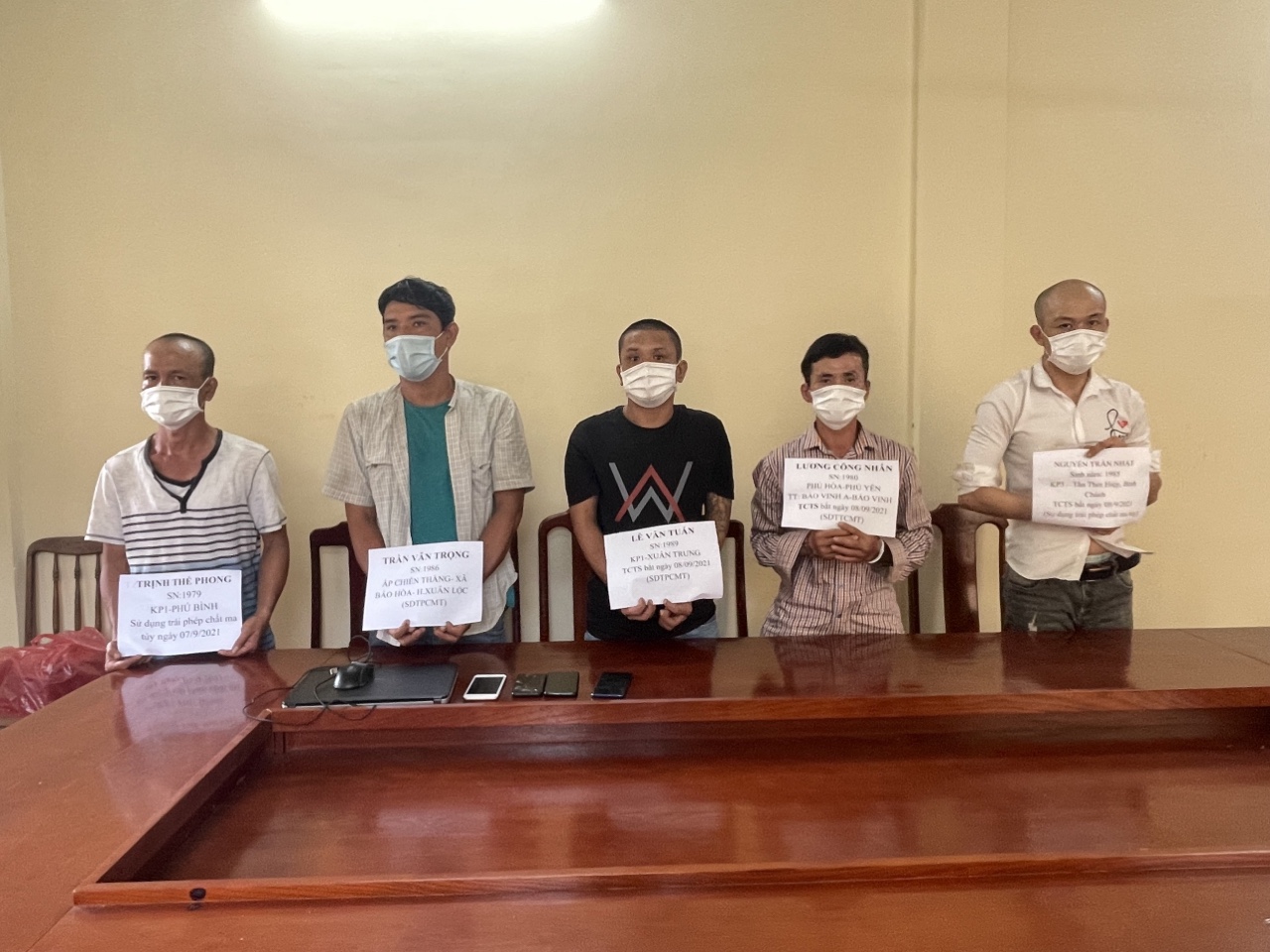 2-4 Triệt phá băng nhóm chuyên trộm cắp tài sản.jpg
