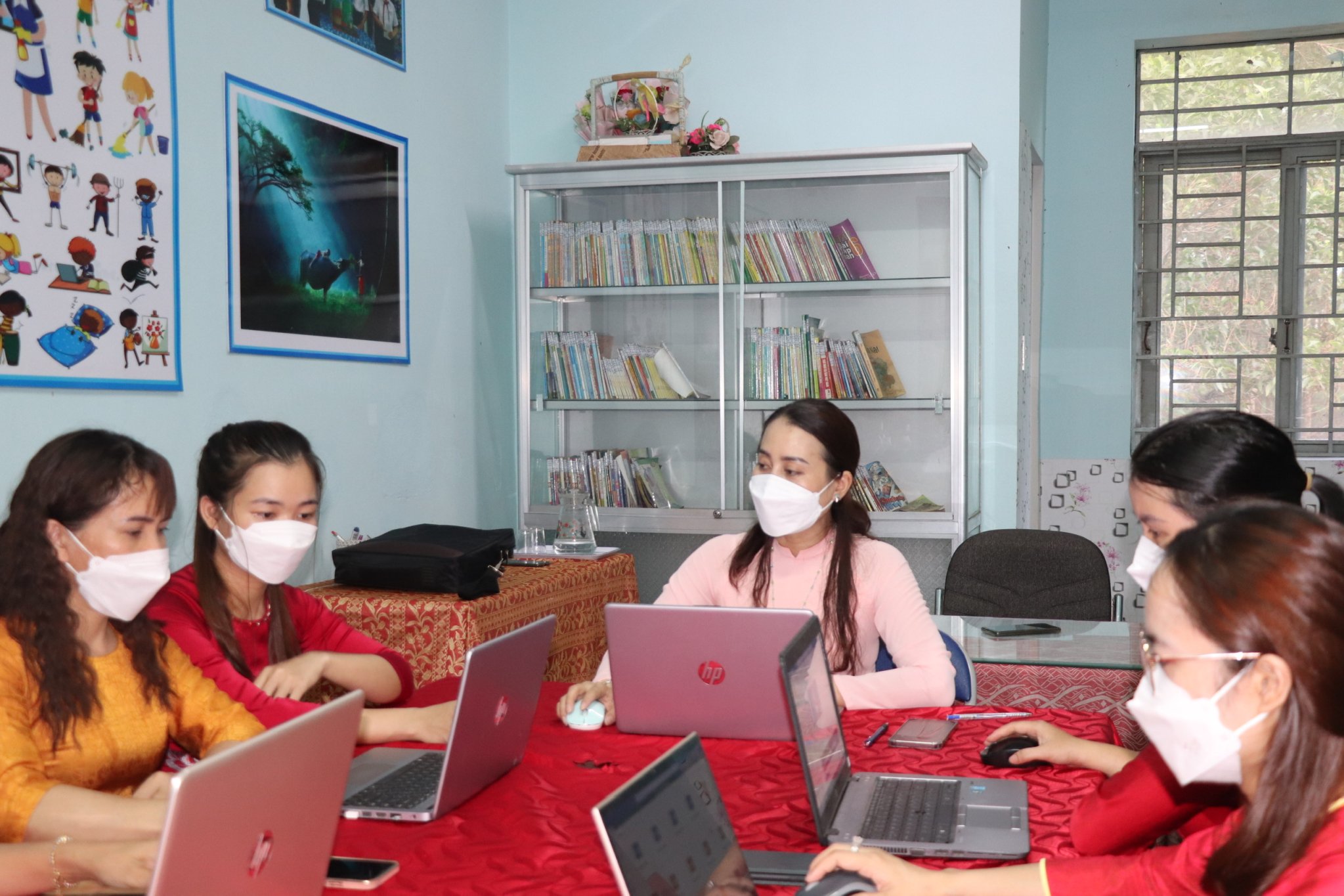 gv Nam z3401287749940_c9cdbc578ec9714187f90dee461ea1d5 (2).jpg