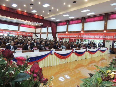 23.7-Lãnh đạo tỉnh Đồng Nai làm Champasak.jpg