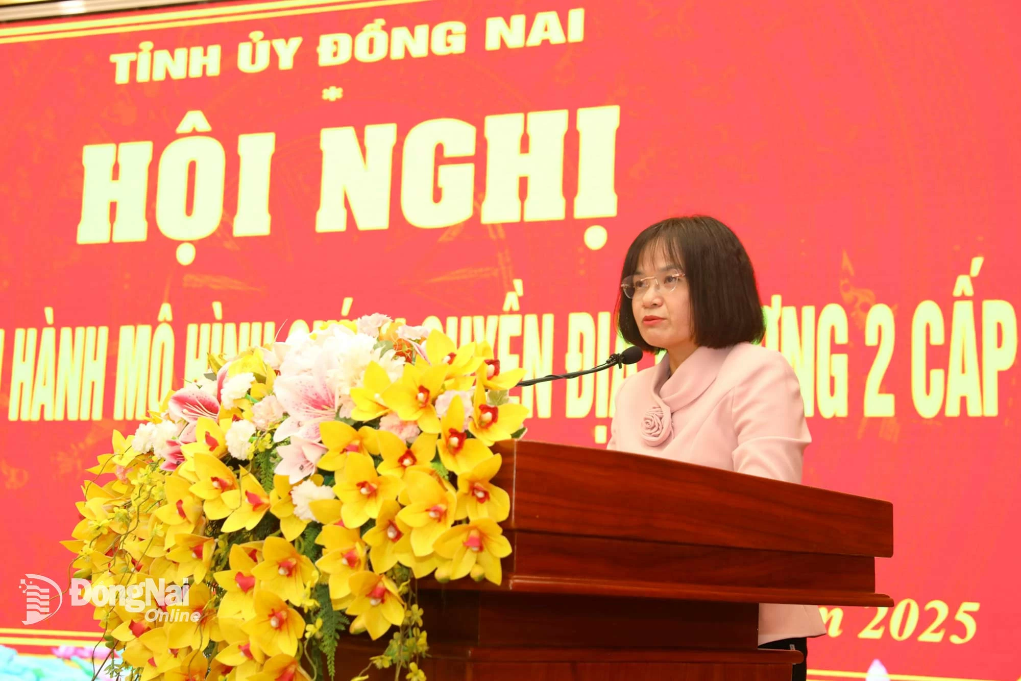 Hình 4