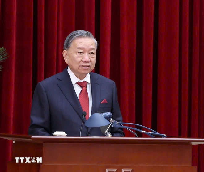 z7161804120330 b416756d37ff42990e167d951b81fb49