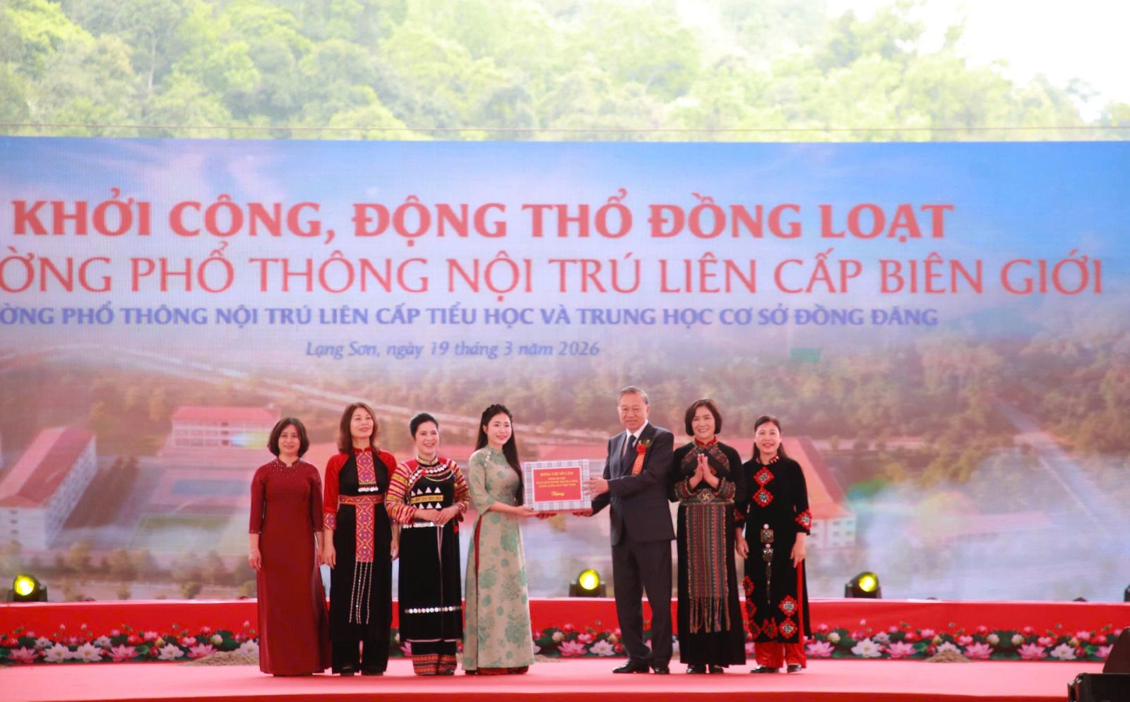 z7635315393294 6c4ae9ca41ed309f62c39ff6f0f7d3e9