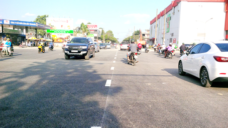 ThongXeTamMatHamChuiNga4TanPhong.jpg